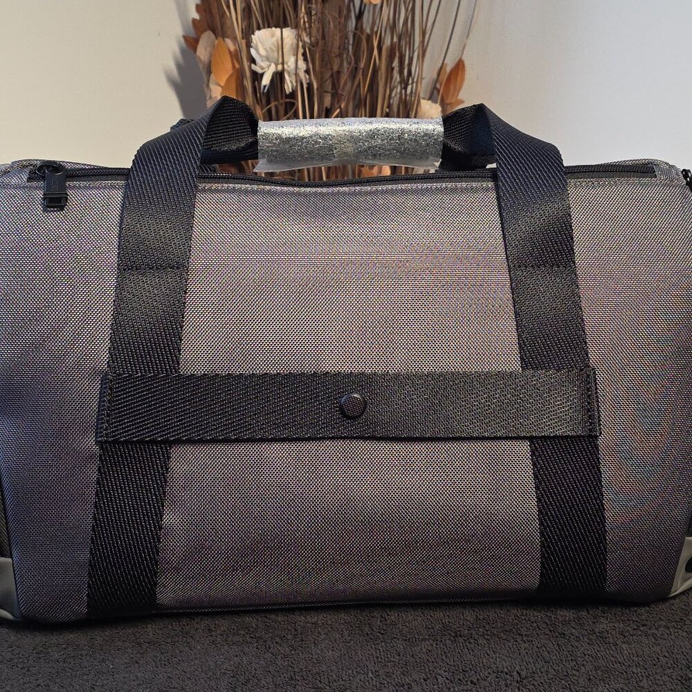 TUMI - Alpha Bravo Mason Duffel - Medium Travel Duffel Bag - NEW! - Picture 8 of 15